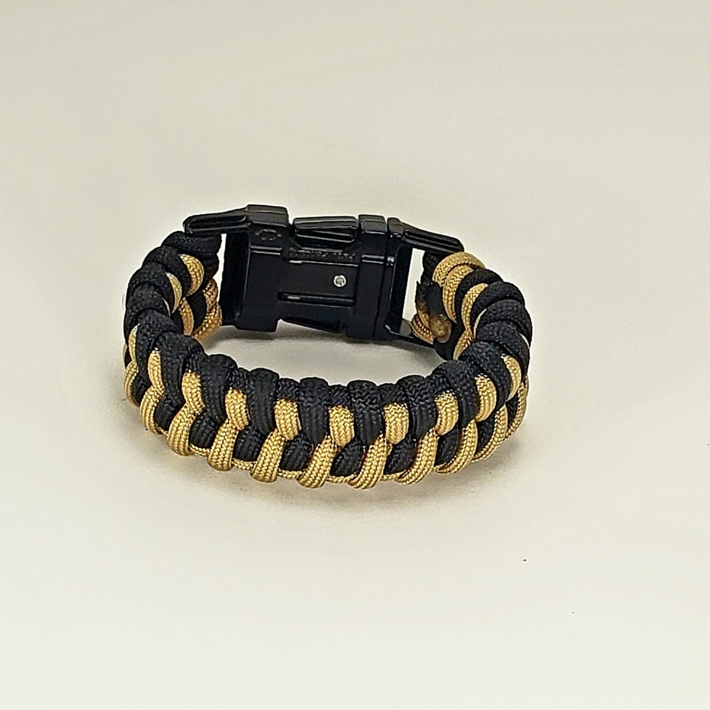 Paracord Tan & Black Bracelet